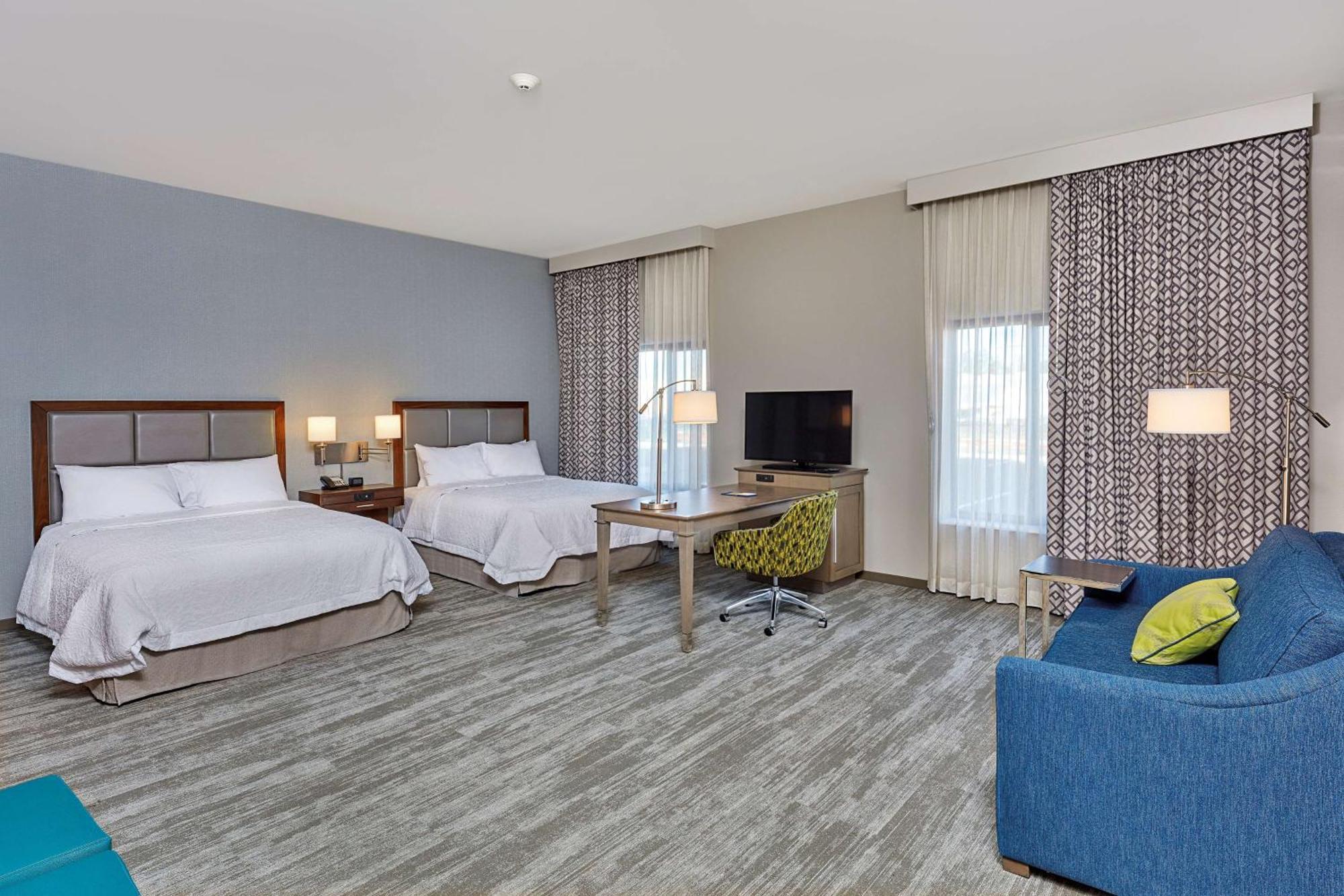 Hampton Inn & Suites Sacramento At Csus Exterior photo